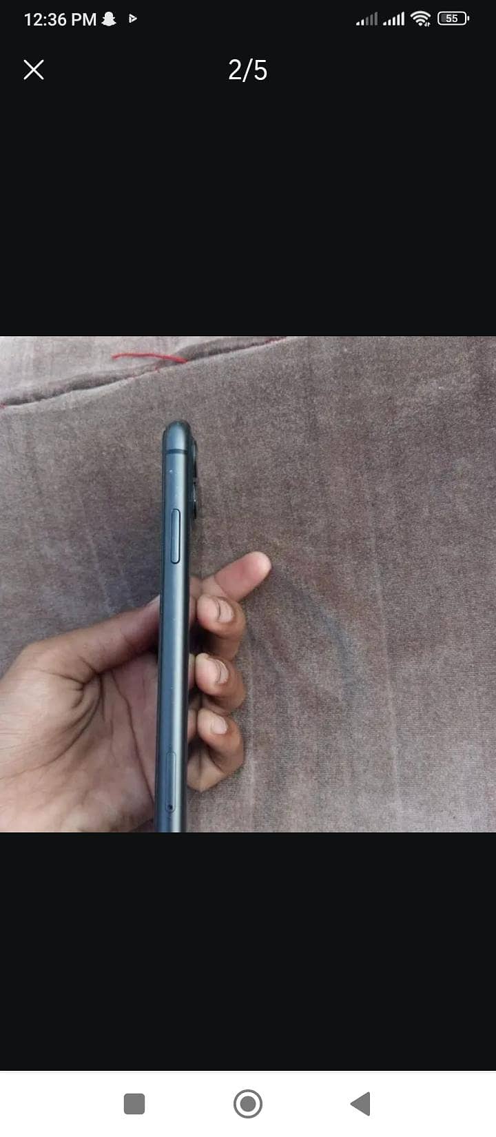 Apple iPhone 11 4
