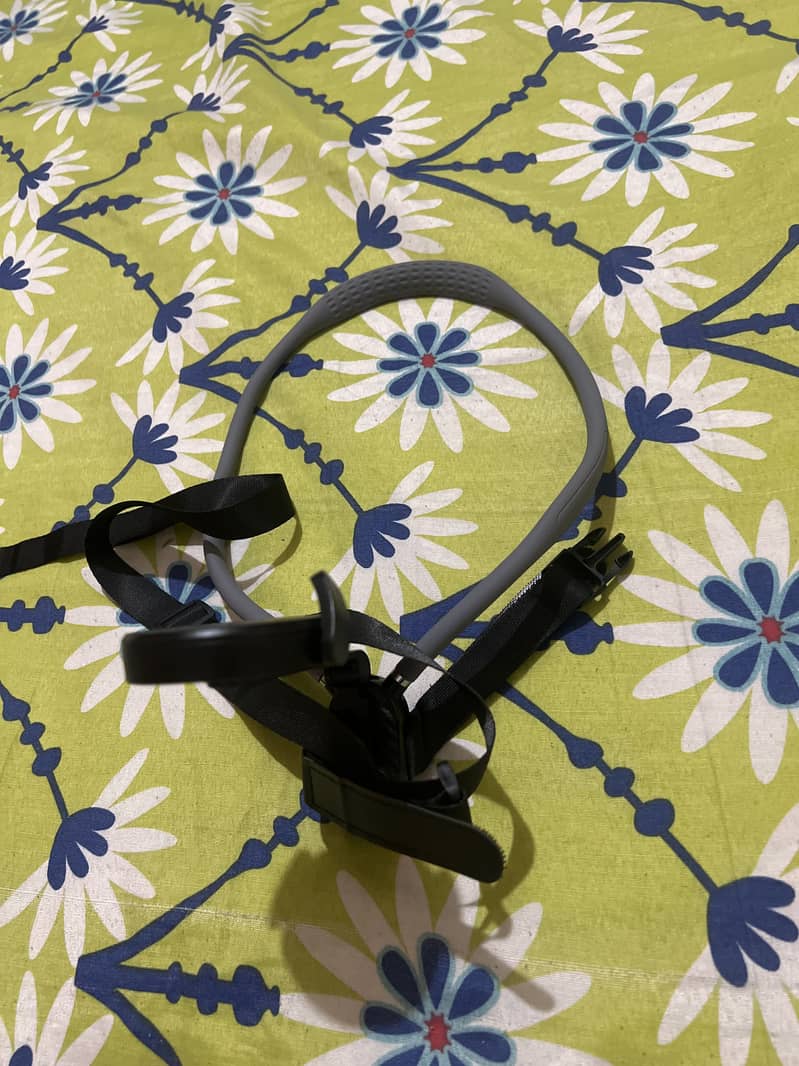 Neck mount holder 0