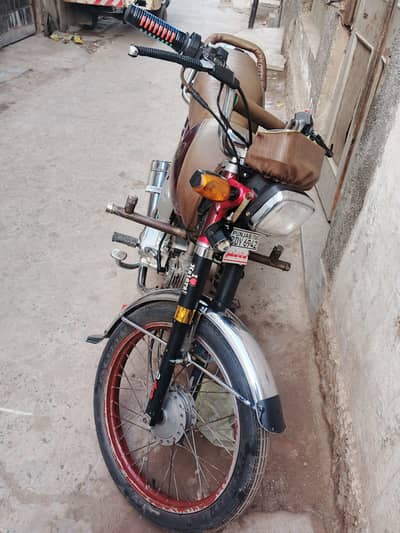 United Jazba 10/10 New condition Genuine engine and all part's