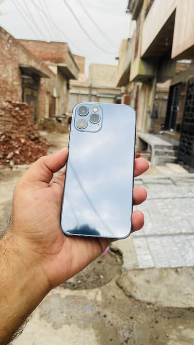 Apple iPhone 12 Pro