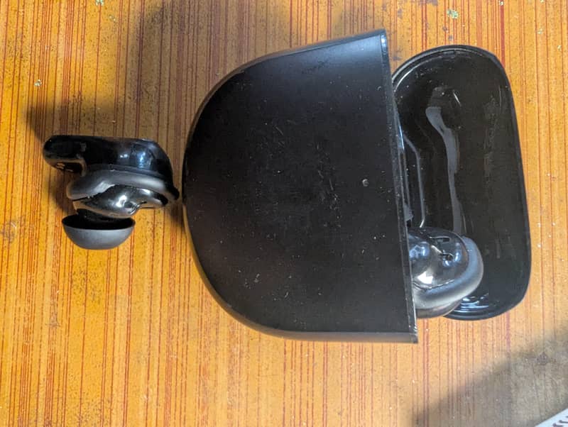 spatial audio earbuds 0