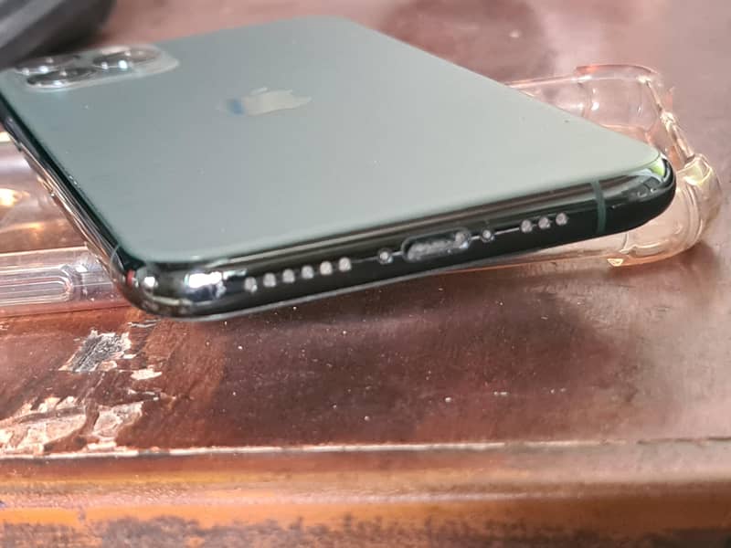 Apple iPhone 11 Pro 3