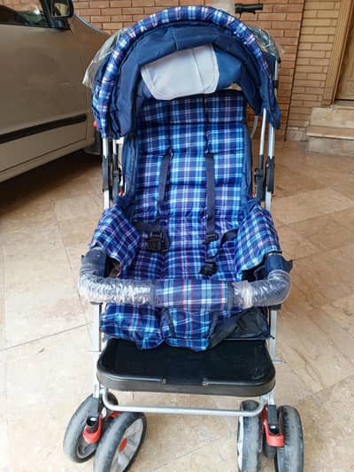 Baby Stroller, Baby cot. . Almost New,  Very good conditio