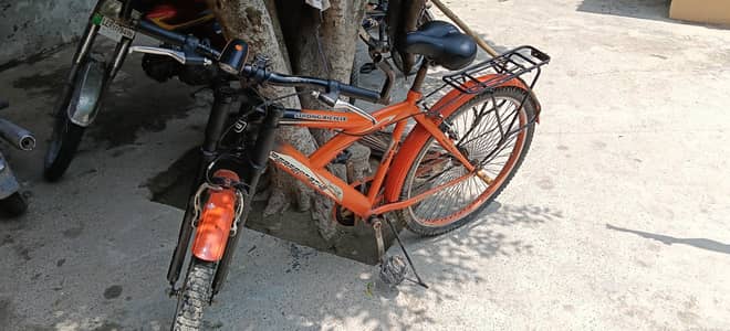 new tyre ha cycle bhi taqreban new