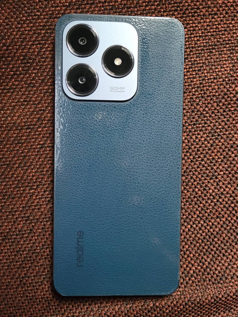 Realme C63 0