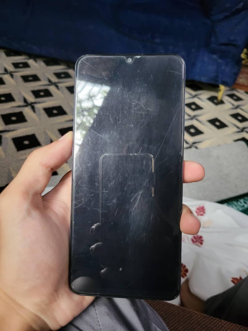 Realme C63 8