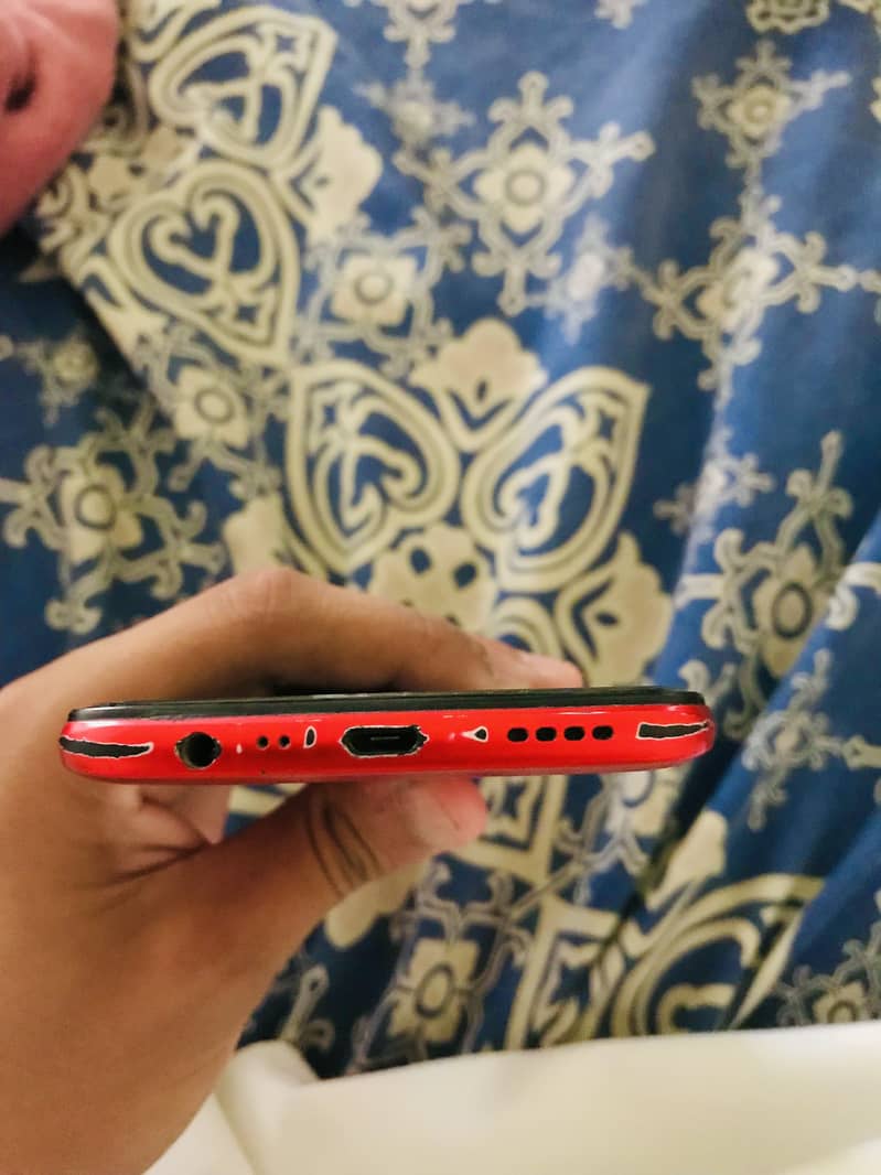 Realme C3 5