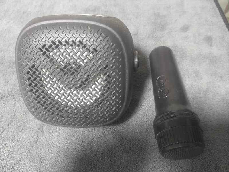 MP3 with bluetooth mike 0