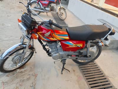 Honda 125 25/26
