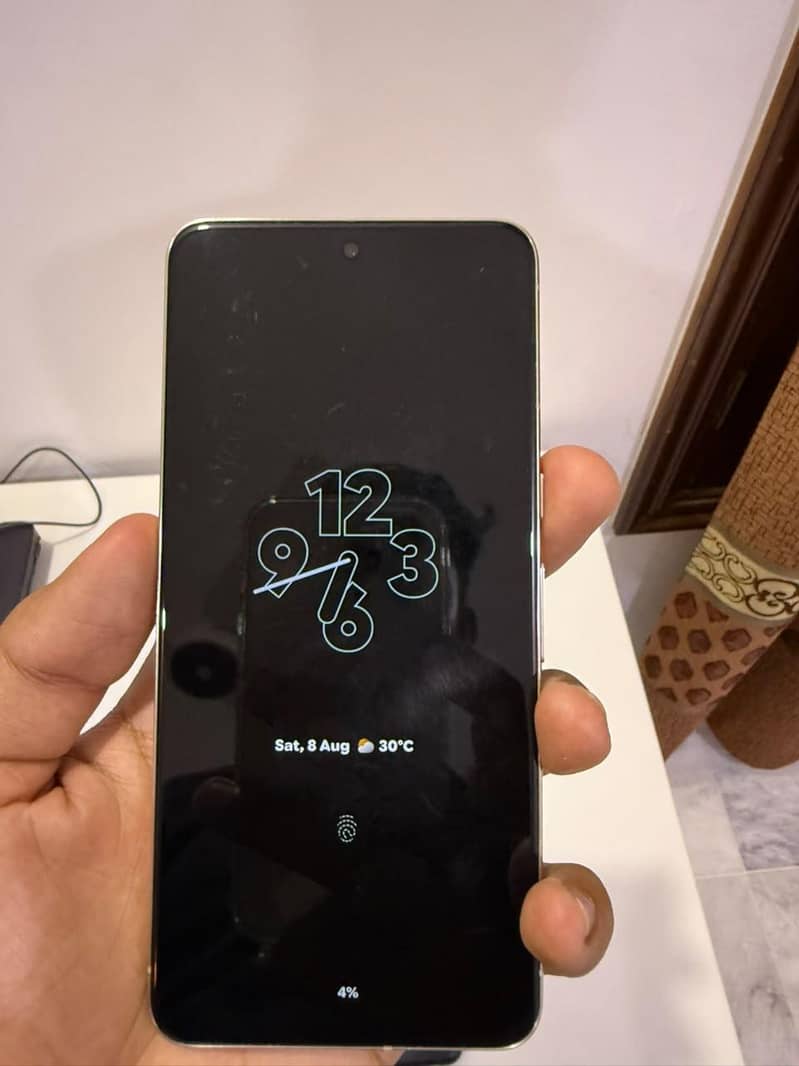 Google Pixel 8 Pro 4