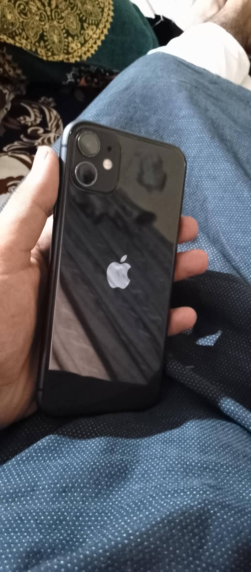 Apple iPhone 11 7
