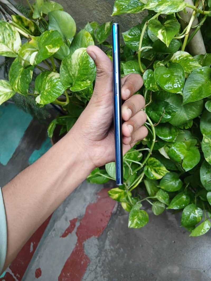 Samsung Mobile Note 10 Plus 2