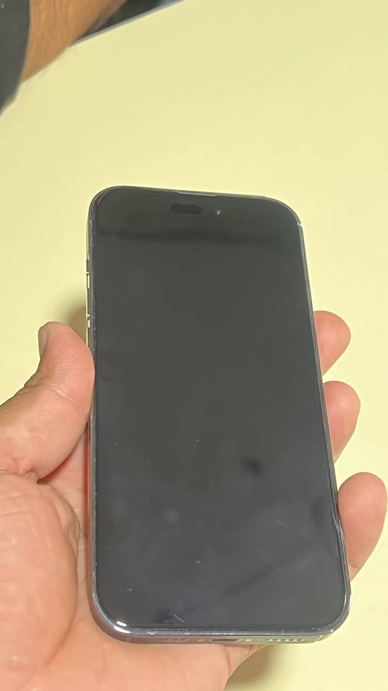 Apple iPhone 14 Pro 3