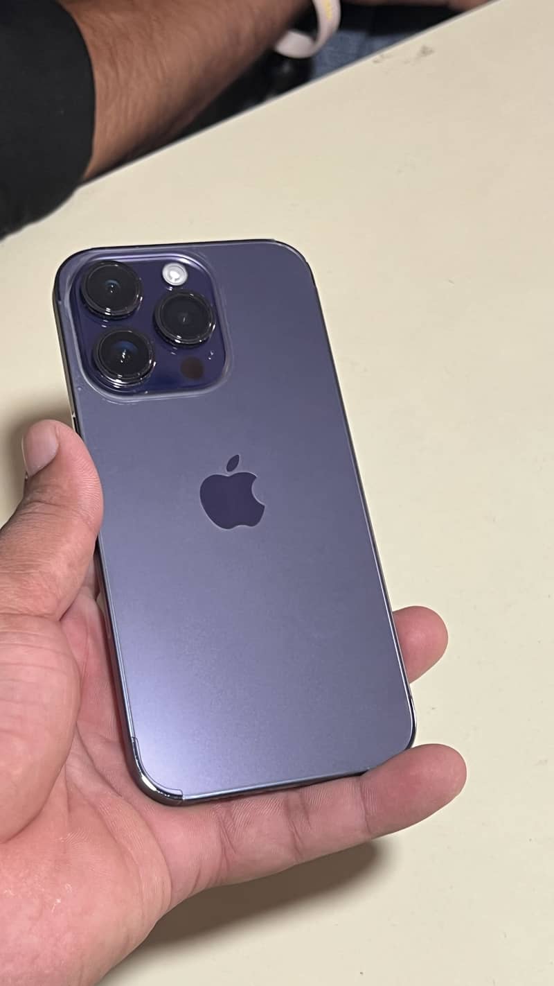 Apple iPhone 14 Pro 4