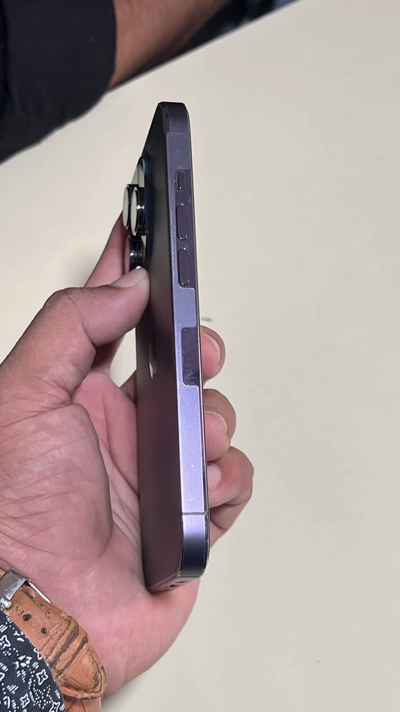 Apple iPhone 14 Pro 8