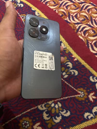Tecno spark 20c