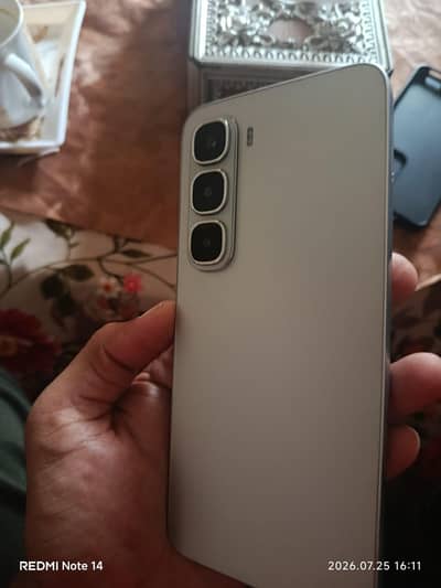 Infinix Hot 60i