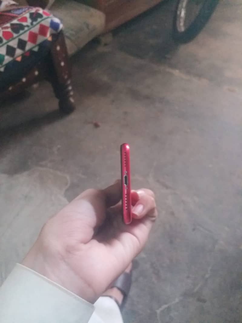 Apple iPhone SE 0