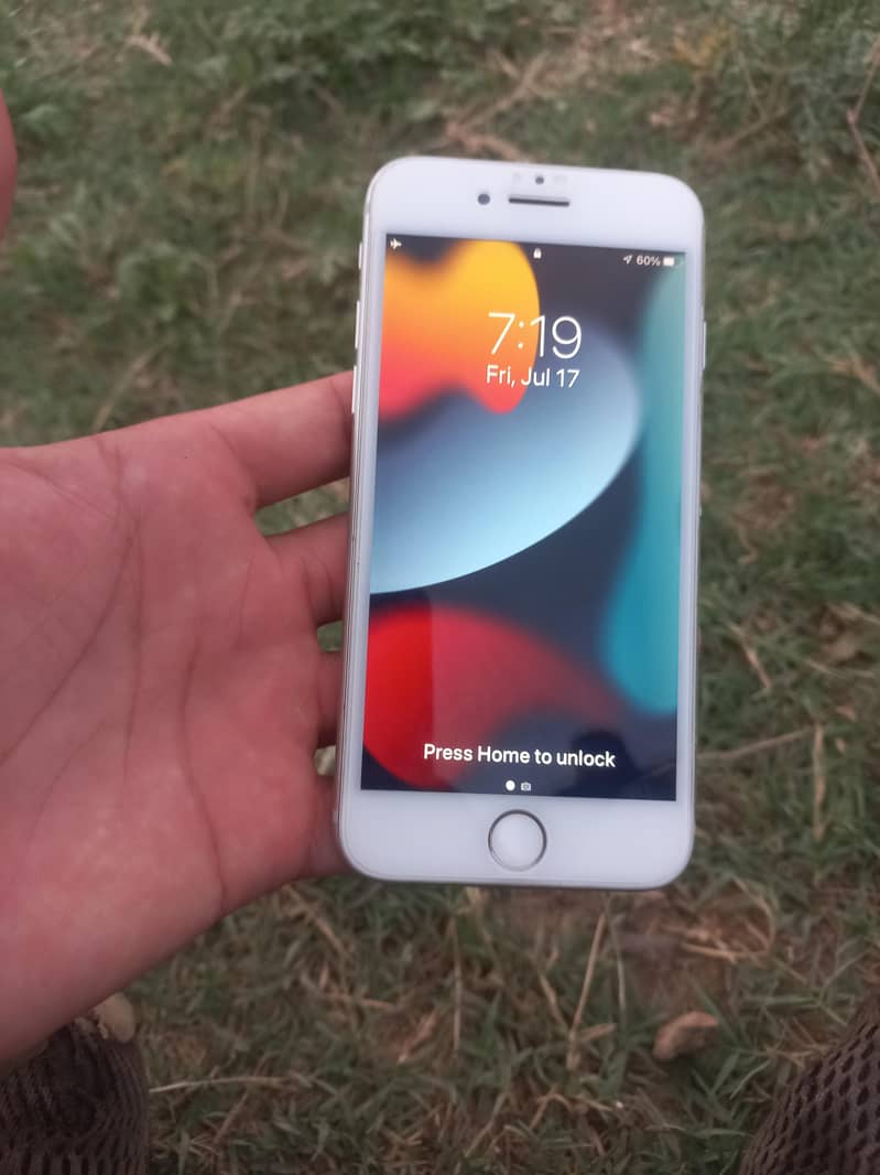 Apple iPhone 7 6