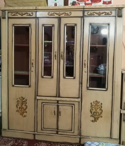 4 Door's Royal Divider - Good condition - Latifabad, Hyderabad