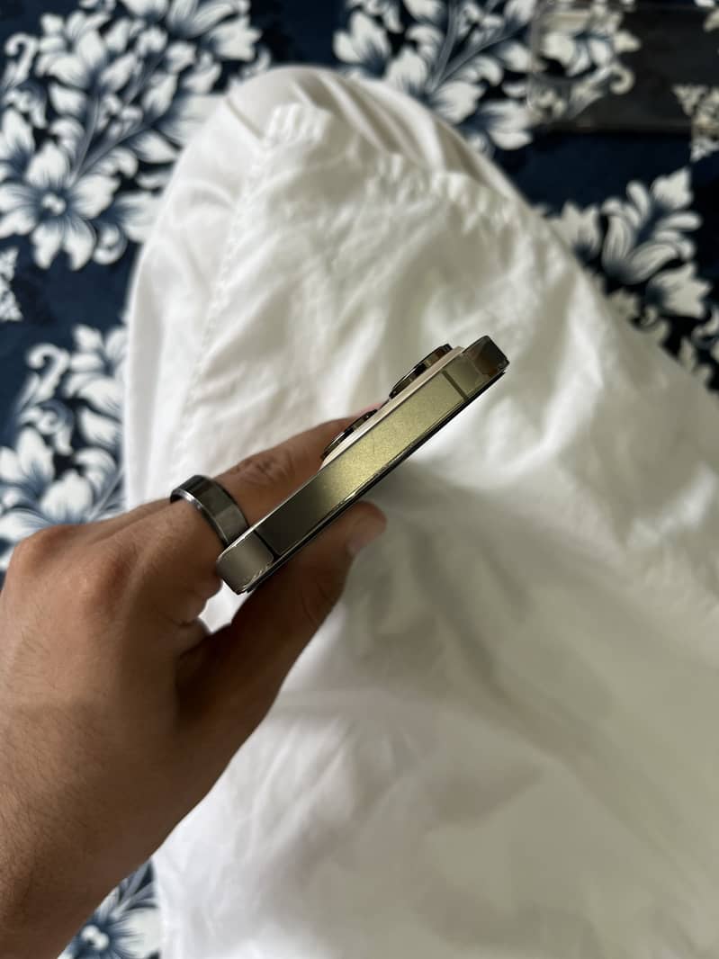 Apple iPhone 14 Pro 6