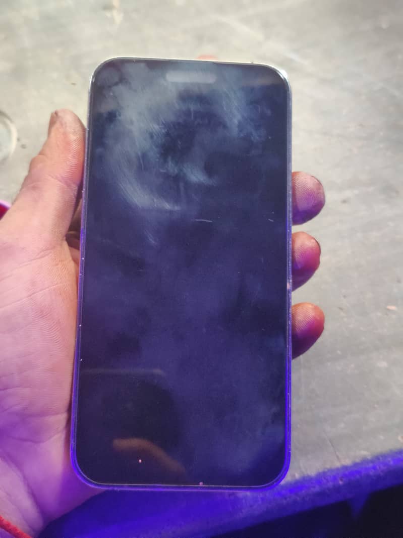 Iphone 14 pro max 4