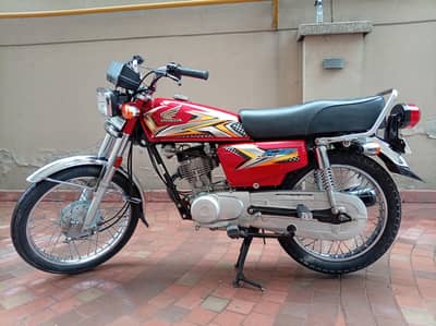 Honda Cd125 For sell 195rs . No . 03435411315