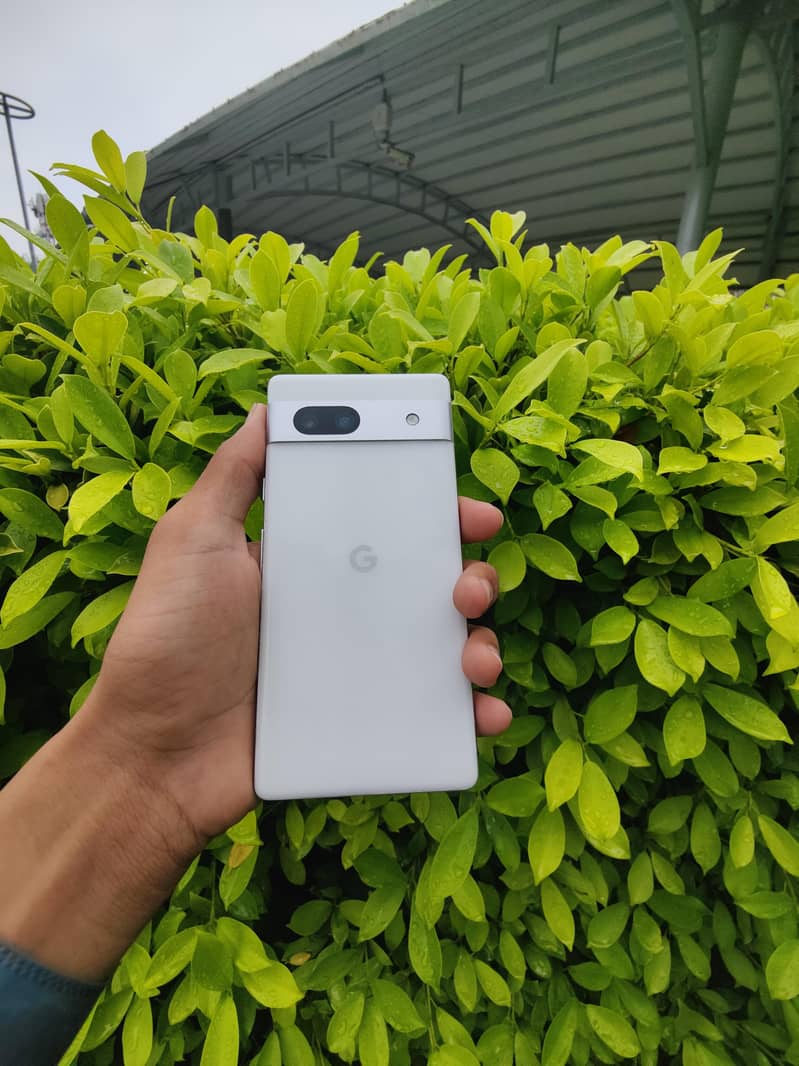 Google Pixel 7a 2