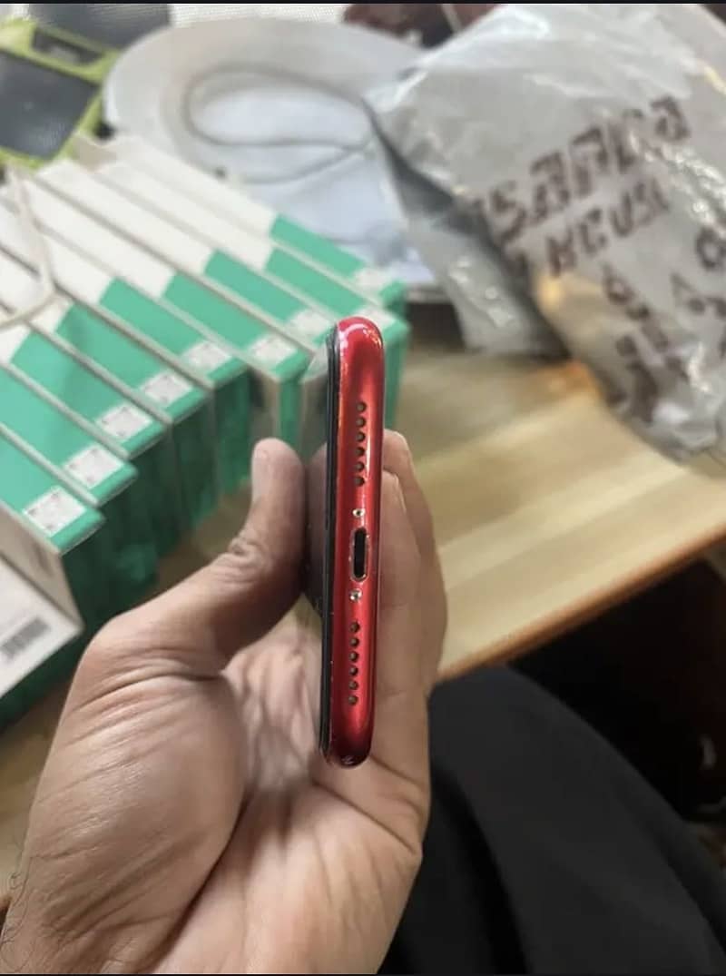 Apple iPhone 11 2