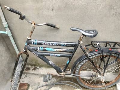 Ye cycle many 1 sall phly li thi kuch km hona iska bkya sari thik hy
