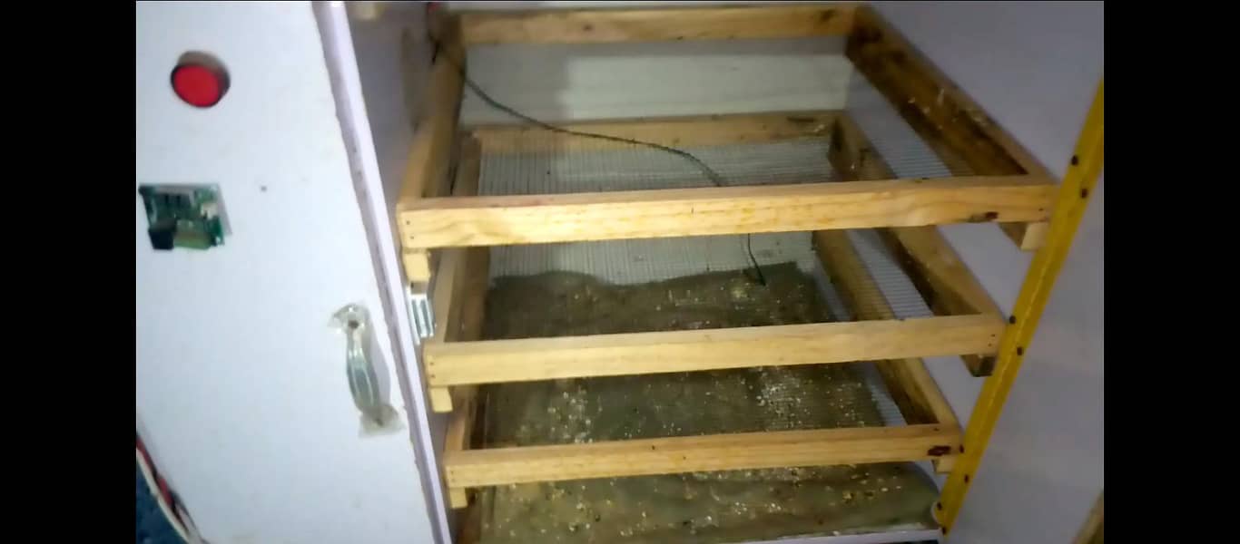 2 incubator 1 brooder 1
