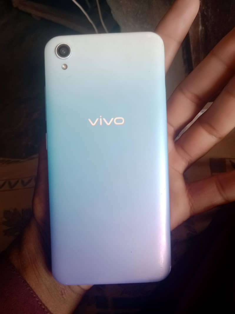 Vivo V21 4