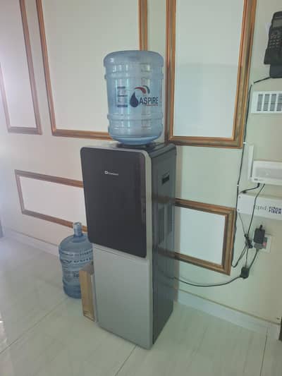 Dawlance Dispenser