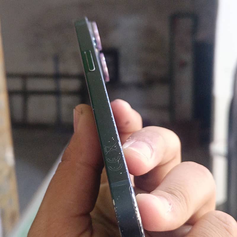 Apple iPhone 14 2