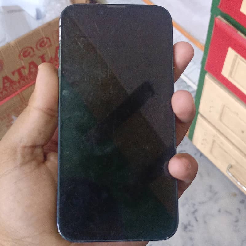 Apple iPhone 14 6