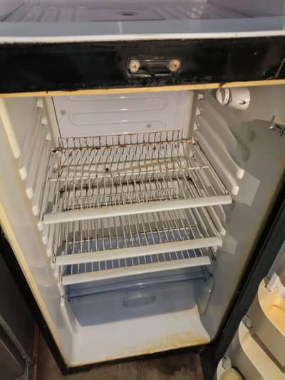 orient 2 door Refrigerator