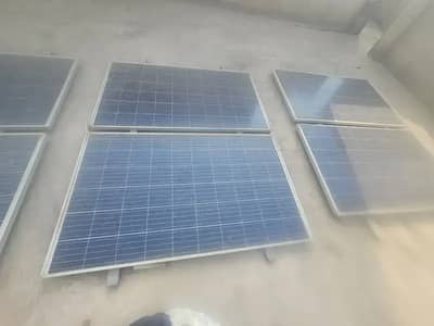 FOR SALE – Solar System (Used) 10 × 270W Solar Panels + Crown Nero
