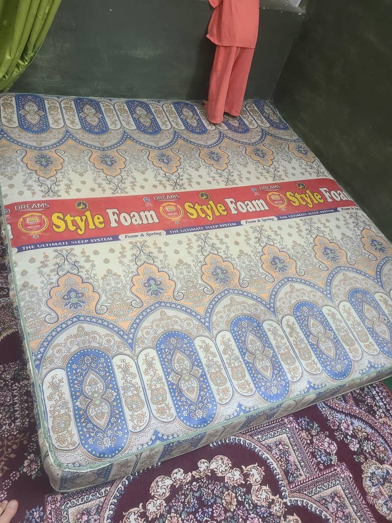 double bed good condation 0