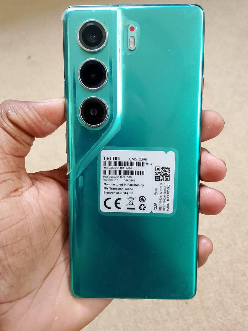 Tecno CAMON 40 2