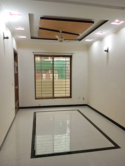 G13/4 Brand New House For Sale Size 25+40 tile flooring