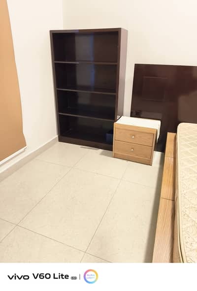 Oakwood Bedset for sale - Wine & Wooden color combination