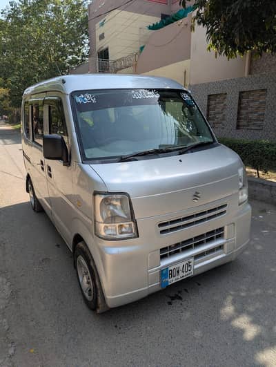 Suzuki Every 2010