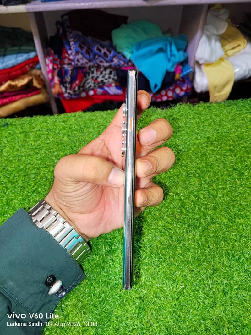 Tecno CAMON 40 Pro 5