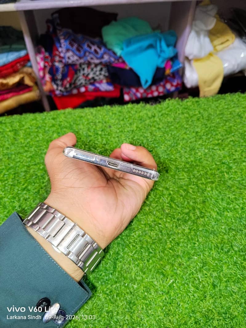 Tecno CAMON 40 Pro 6