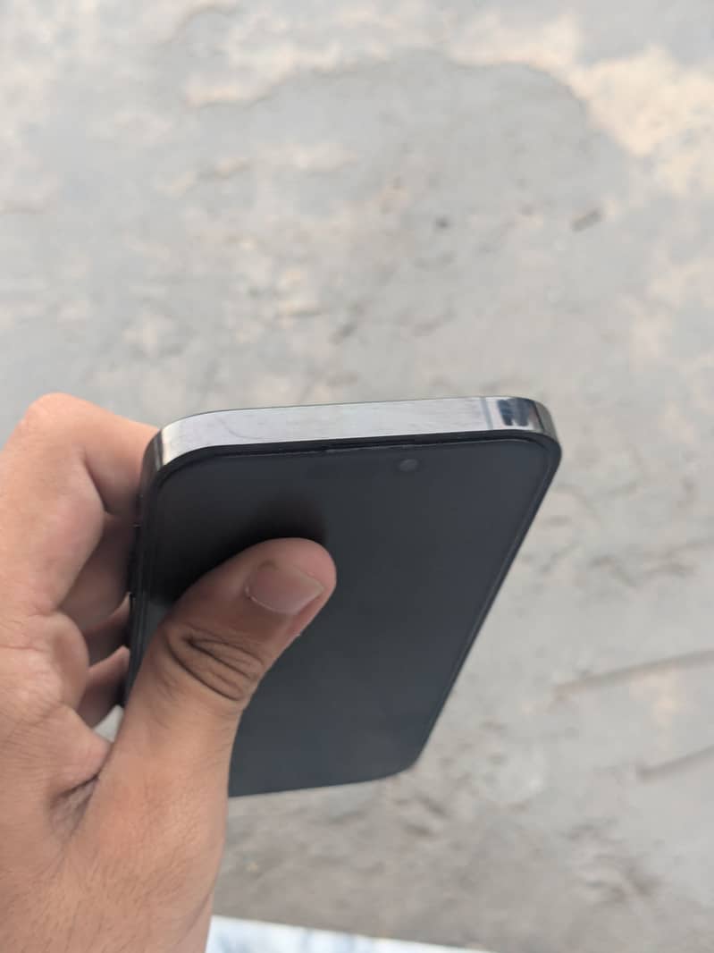 Apple iPhone 14 Pro 5