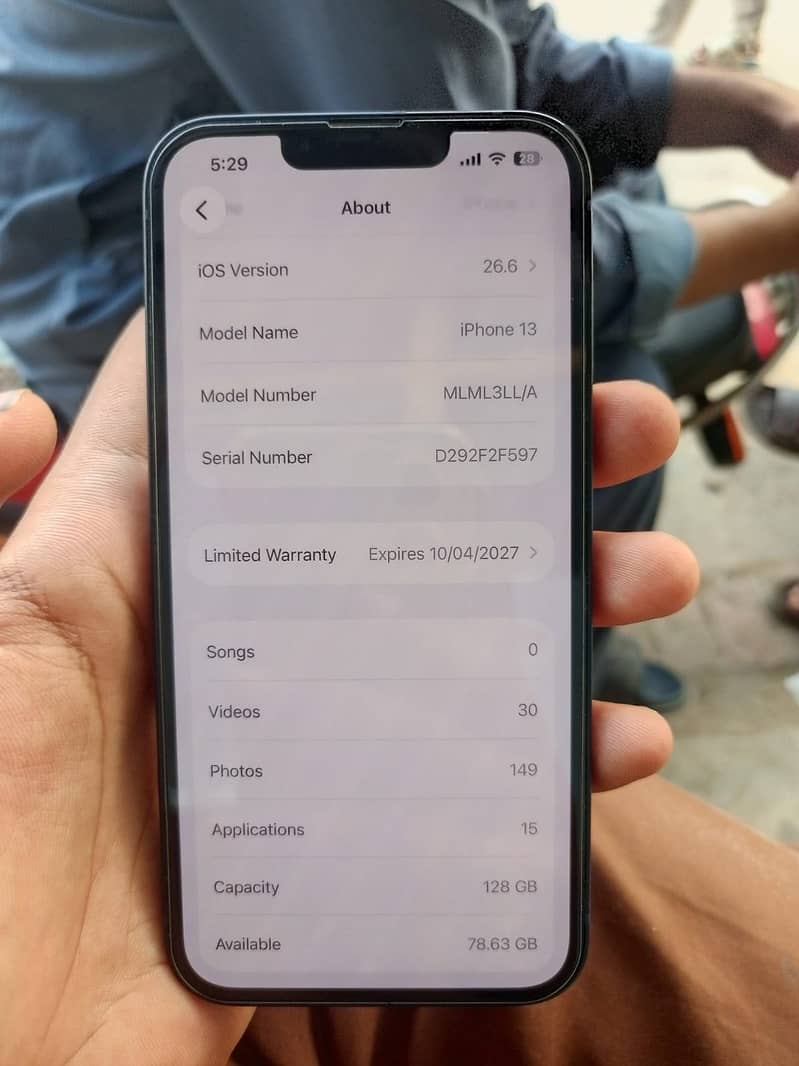 Apple iPhone 13 3