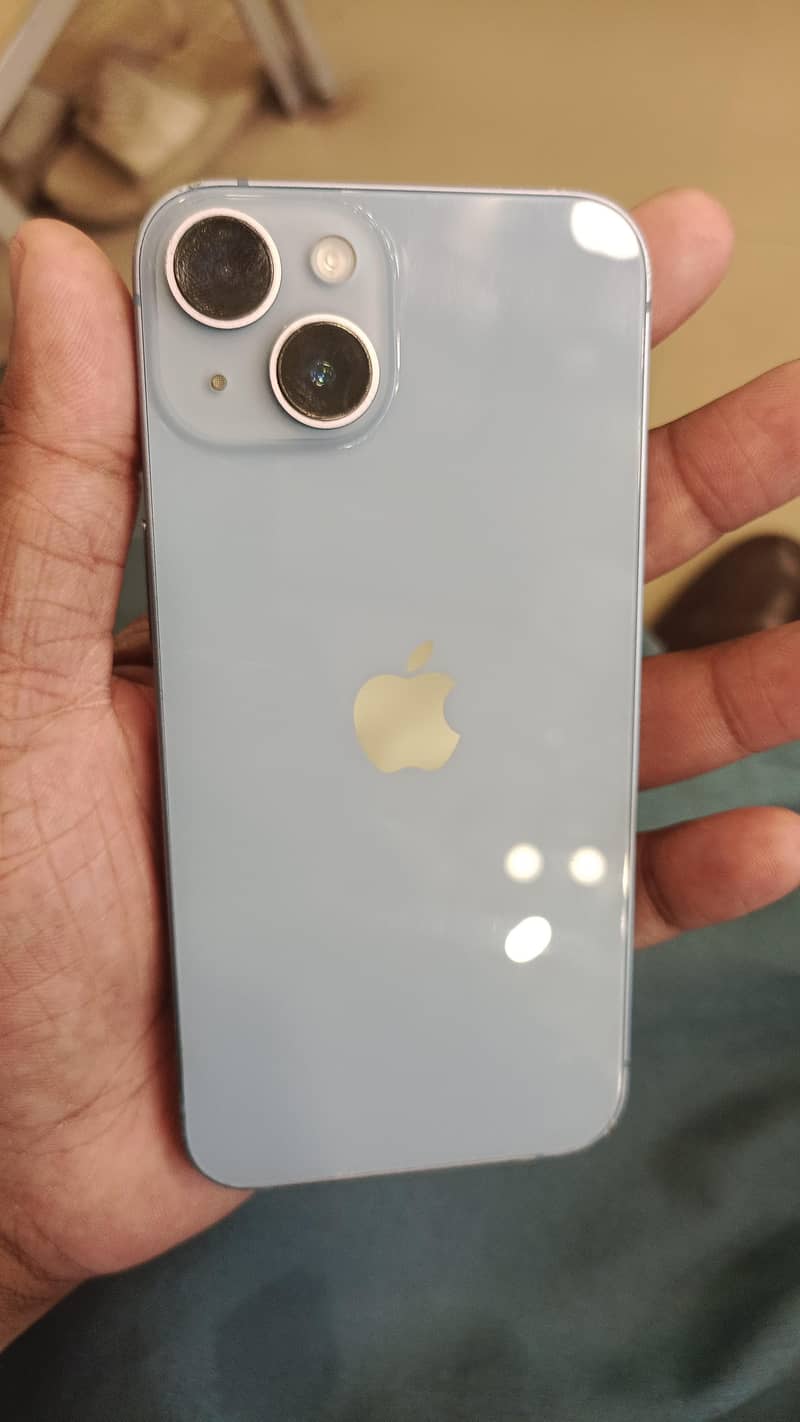 Apple iPhone 14 4