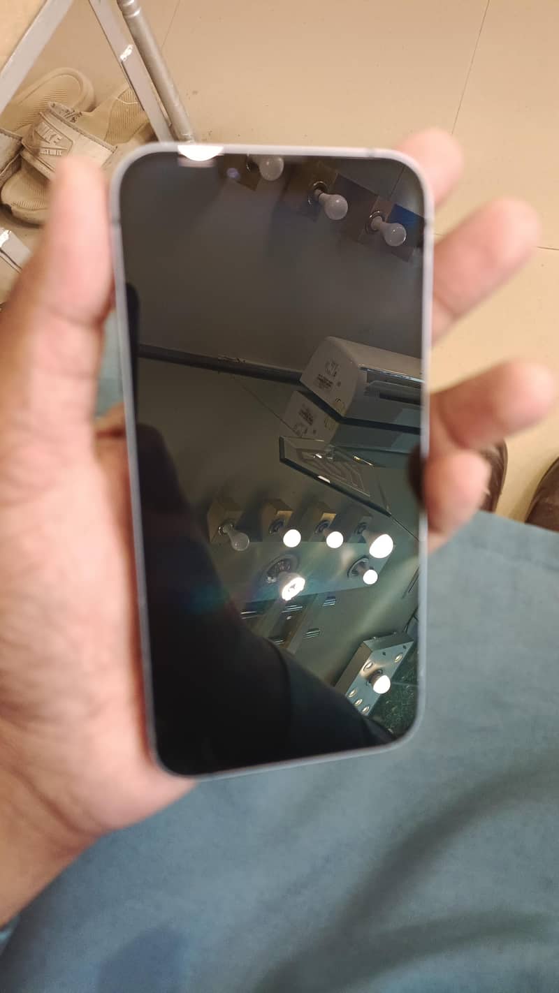Apple iPhone 14 5
