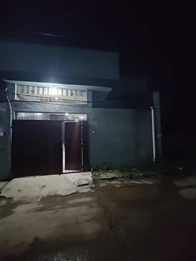 5 Marla House with basement Pani boring gas available