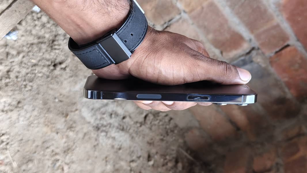 Apple iPhone 13 Pro 5